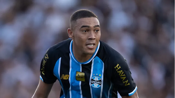 Carlos Vinícius, jogador do Grêmio