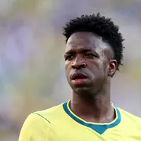 Gol anulado de Vini Jr. gera revolta na torcida do Brasil na web: "piada"