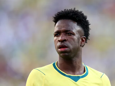 Gol anulado de Vini Jr. gera revolta na torcida do Brasil na web: "piada"