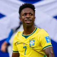 Vini cobra presente de Ancelotti após gol contra a Escócia