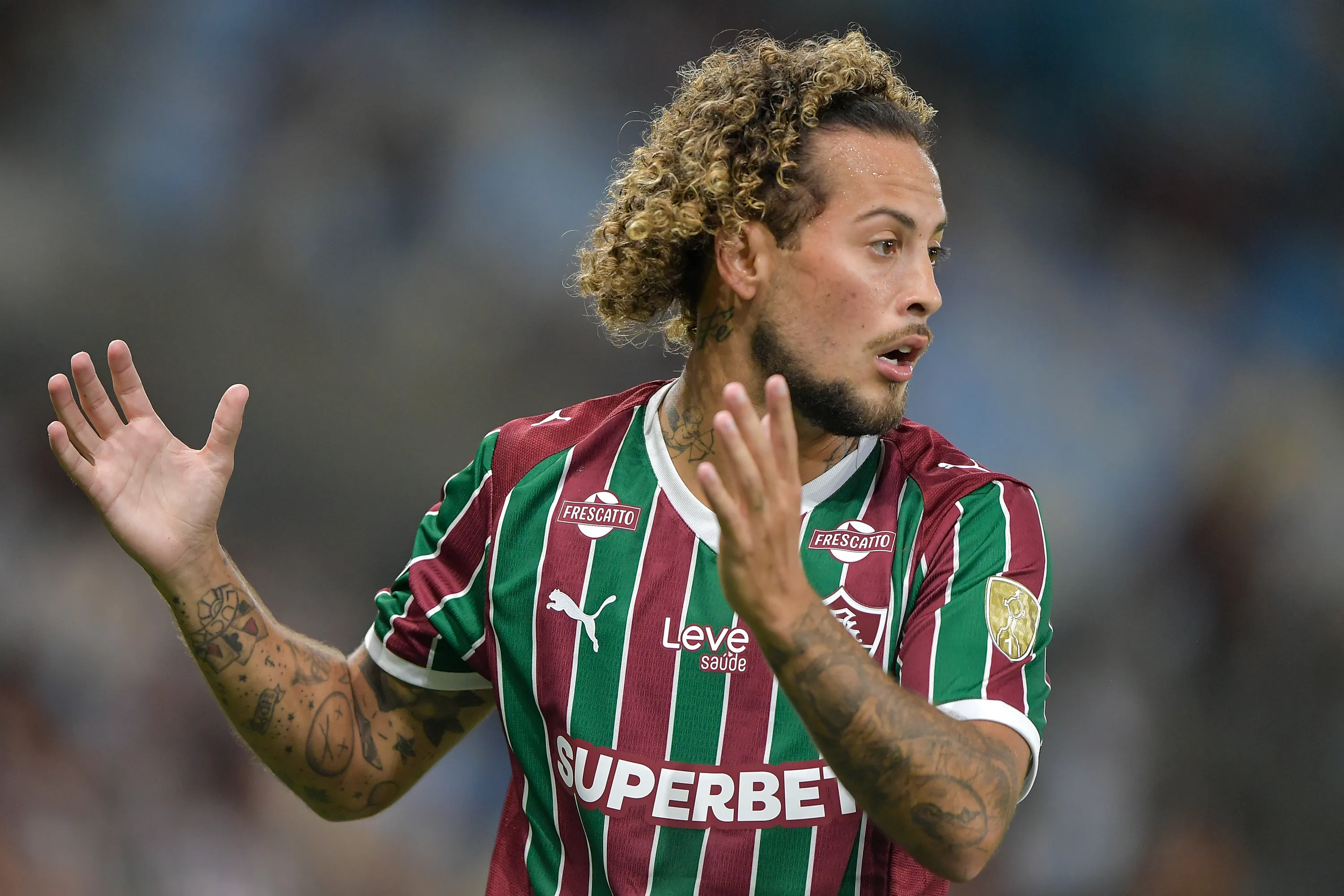 RJ – RIO DE JANEIRO – 15/04/2026 – COPA LIBERTADORES 2026, FLUMINENSE X INDEPENDIENTE RIVADAVIA – Guga jogador do Fluminense durante partida contra o Independiente no estadio Maracana pelo campeonato Copa Libertadores 2026. Foto: Thiago Ribeiro/AGIF