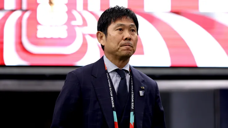 Hajime Moriyasu, técnico do Japão, é visto antes da partida contra a Suécia pela Copa do Mundo de 2026, em Dallas. (Foto: Molly Darlington/Getty Images)