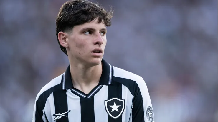 Montoro deve seguir no Botafogo.