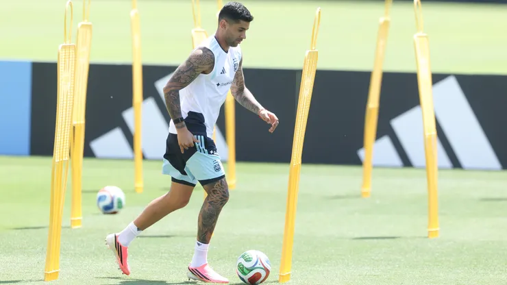 Argentina confirma que Cristian Romero não sofreu lesão - Foto: Richard Pelham/Getty Images