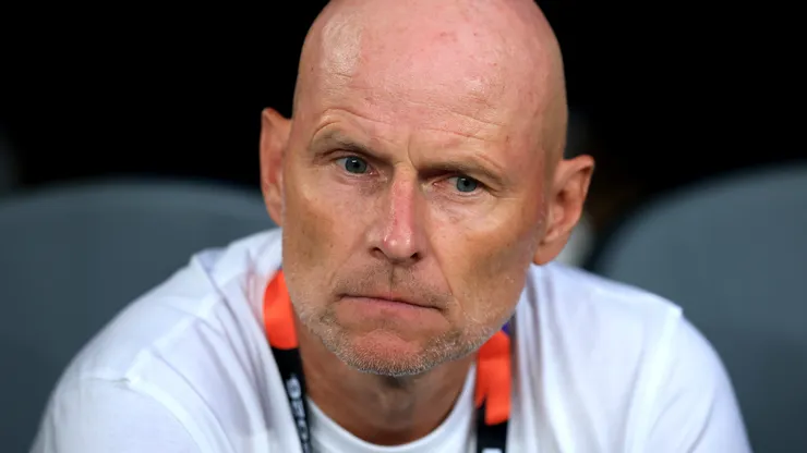EAST RUTHERFORD, NEW JERSEY - JUNE 22: Stale Solbakken, Head Coach of Norway, looks on before the FIFA World Cup 2026 Group I match between Norway and Senegal at New York New Jersey Stadium on June 22, 2026 in East Rutherford, New Jersey. (Photo by Buda Mendes/Getty Images)