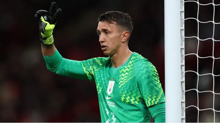 LONDON, ENGLAND - MARCH 27: Fernando Muslera of Uruguay during the international friendly match between England and Uruguay at Wembley Stadium on March 27, 2026 in London, England. (Photo by Justin Setterfield/Getty Images)