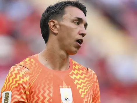 Muslera fala pela primeira vez sobre falha feia contra a Espanha na Copa