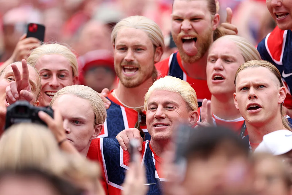 FOXBOROUGH, MASSACHUSETTS – JUNE 26: Channing Tatum interacts with Norway fans before the FIFA World Cup 2026 Group I match between Norway and France at Boston Stadium on June 26, 2026 in Foxborough, Massachusetts. (Photo by Justin Setterfield/Getty Images)