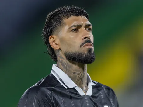 Alessandro Brito explica vendas no Botafogo