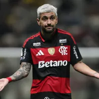 Arrascaeta exalta fisioterapeuta do Flamengo e Uruguai