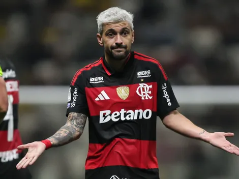 Arrascaeta exalta fisioterapeuta do Flamengo e Uruguai