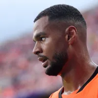 Gakpo retorna à Holanda contra Marrocos após perda do filho