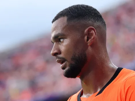Gakpo retorna à Holanda contra Marrocos após perda do filho