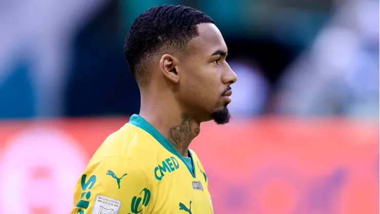 Allan jogador do Palmeiras durante partida contra o Chapecoense no estadio Nubank Arena pelo campeonato Brasileiro A 2026.