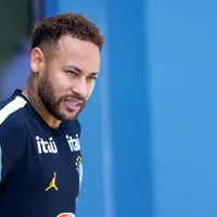 Neymar perde espaço e fica no banco por opção de Ancelotti