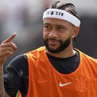 Corinthians ganha força por renovação após Memphis ficar sem propostas