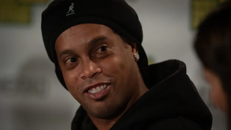 Ronaldinho Gaucho homenageado no Mineirao - Atleta foi eternizado na calcada do Museu do Futebol, que contou ainda com uma exposicao de quadros produzidos pelo artista Camaleao em sua homenagem Foto: Marcelo Alvarenga/AGIF