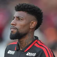 Flamengo não negociará Emerson Royal com o Aston Villa