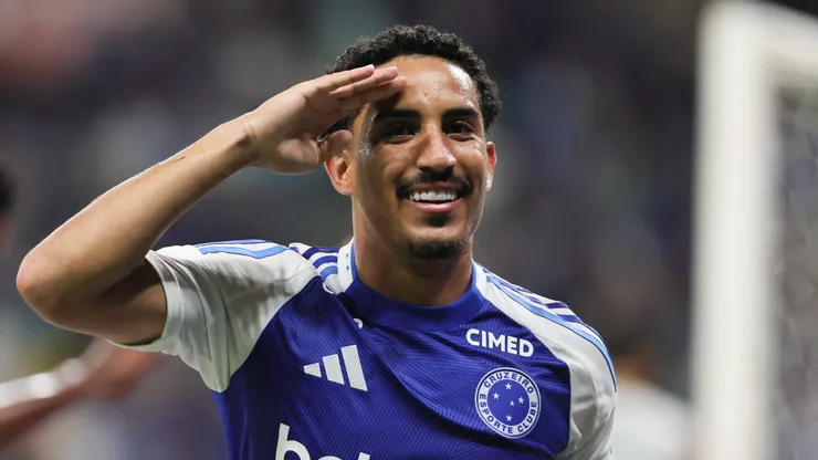 Christian jogador do Cruzeiro comemora seu gol durante partida contra o Uberlandia no estadio Mineirao pelo campeonato Mineiro 2026. Foto: Gilson Lobo/AGIF