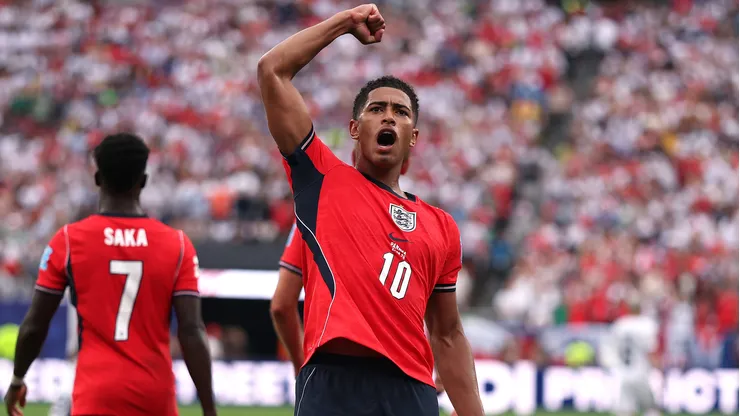 EAST RUTHERFORD, NEW JERSEY - JUNE 27: Jude Bellingham #10 of England celebrates scoring his team's first goal during the FIFA World Cup 2026 Group L match between Panama and England at New York New Jersey Stadium on June 27, 2026 in East Rutherford, New Jersey. (Photo by Mattia Ozbot/Getty Images)