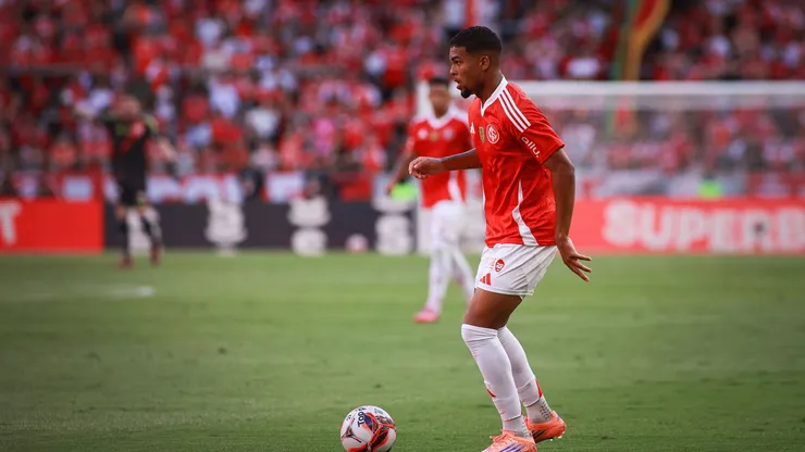 Gustavo Prado deve deixar o Internacional. Foto: Maxi Franzoi/AGIF