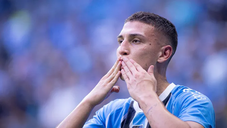 Miguel Monsalve jogador do Gremio comemora seu gol durante partida contra o Juventude no estadio Arena do Gremio pelo campeonato Gaucho 2026.