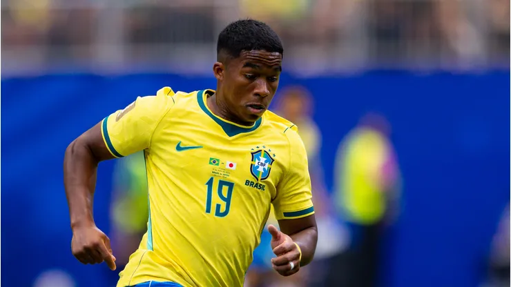 Endrick é comparado com Lamine Yamal.