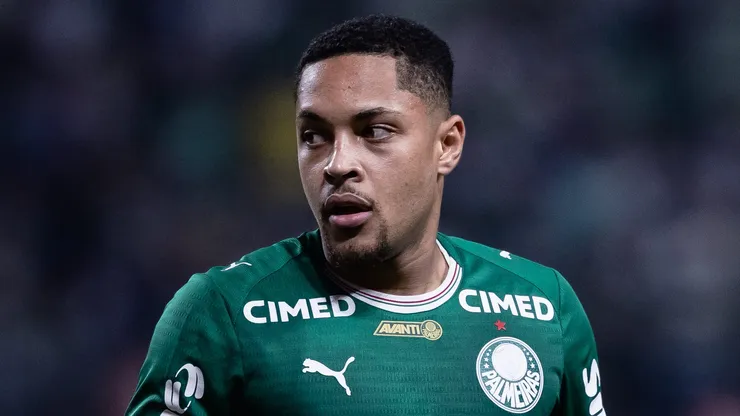 Vitor Roque jogador do Palmeiras durante partida contra o Botafogo no estadio Arena Allianz Parque pelo campeonato Brasileiro A 2026. Foto: Ettore Chiereguini/AGIF