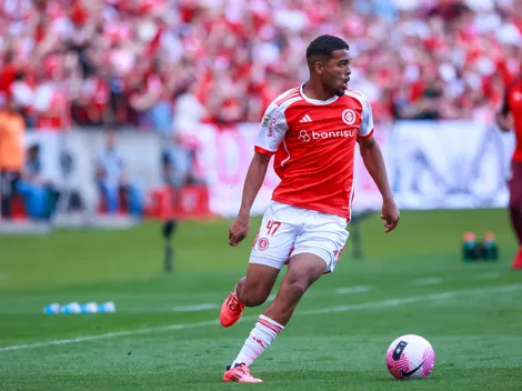 Internacional encaminha saída de Gustavo Prado ao Vitória de Guimarães-POR