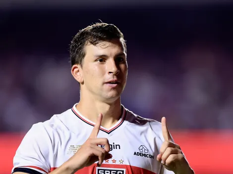 Tapia não recebeu propostas e continuará no São Paulo