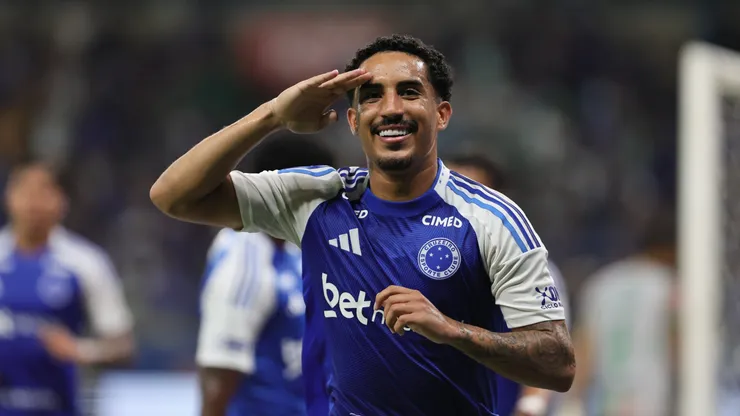 Christian jogador do Cruzeiro comemora seu gol durante partida contra o Uberlândia no estádio Mineirão pelo campeonato Mineiro 2026. Foto: Gilson Lobo/AGIF