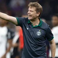Fernando Seabra não assume o Vasco e segue no Coritiba