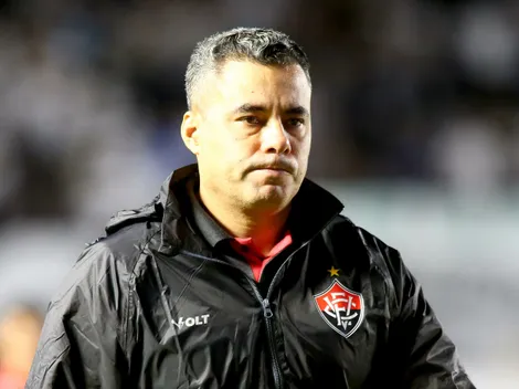 Jair Ventura desconversa sobre interesse do Vasco