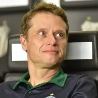 Coritiba confirma permanência de Seabra