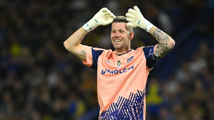 Guido Herrera (Talleres) faz gesto contra o Boca Juniors no Torneo Clausura (Foto: Rodrigo Valle/Getty Images)