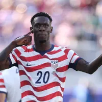 Richards revela reação do elenco após notícia sobre Balogun
