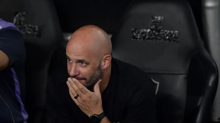 Franclim Carvalho tem opções limitadas na zaga do Botafogo