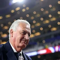 Paraguai volta da Copa e é recebido com festa