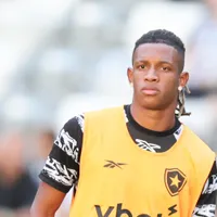 Botafogo define futuro de Danilo após a Copa e foca em venda para a Europa