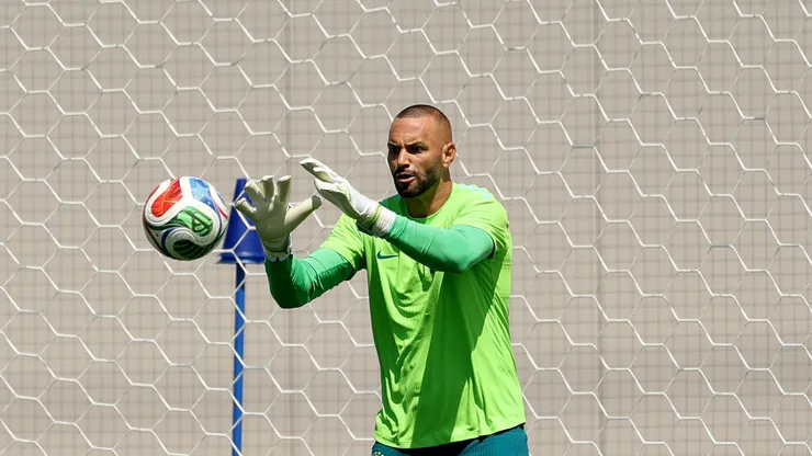 Weverton em preparação da Seleção para Copa do Mundo. Foto: Darrian Traynor/Getty Images
