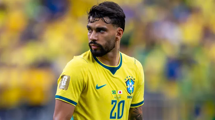Lucas Paquetá durante confronto contra o Japão na Copa do Mundo de 2026.