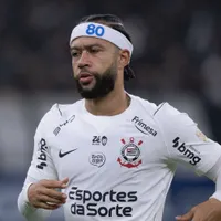 Memphis faz post em meio à negociação com o Corinthians