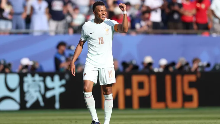 Mbappé comemorando gol em França x Marrocos pela Copa do Mundo 2026. Foto: Lars Baron/Getty Images
