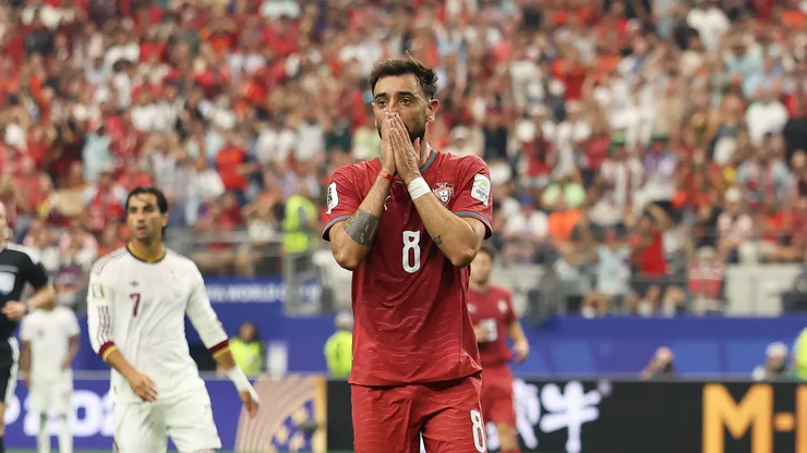 ARLINGTON, TEXAS - JULY 06: Bruno Fernandes #8 of Portugal reacts after a missed chance during the FIFA World Cup 2026 Round of 16 match between Portugal and Spain at Dallas Stadium on July 06, 2026 in Arlington, Texas. (Photo by Molly Darlington/Getty Images)