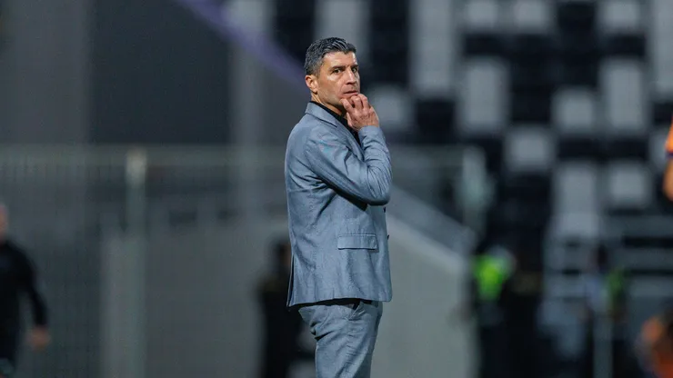 Pedro Emanuel team Manager of Al-Fayha FC during the game of Saudi Pro League between Al Shabab and Al Fayha at SHG Arena on February 1, 2026 in Riyadh, Saudi Arabia. (Photo by Abdullah Ahmed/Getty Images)