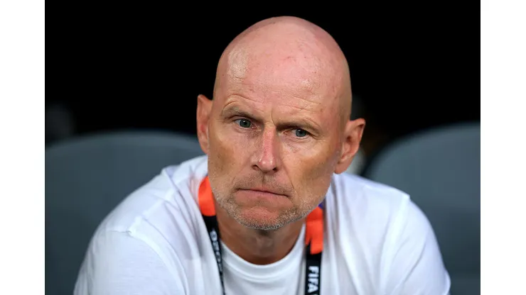 EAST RUTHERFORD, NEW JERSEY - JUNE 22: Stale Solbakken, Head Coach of Norway, looks on before the FIFA World Cup 2026 Group I match between Norway and Senegal at New York New Jersey Stadium on June 22, 2026 in East Rutherford, New Jersey. (Photo by Buda Mendes/Getty Images)