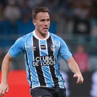 Corinthians prioriza contratação de Arthur Melo se vender Breno Bidon