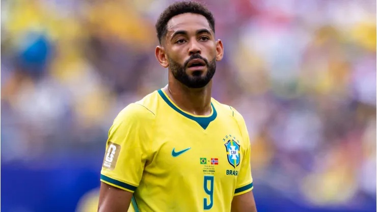 Matheus Cunha durante partida contra a Noruega na Copa do Mundo.