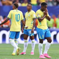 Muller pede Seleção só com atletas que atuam no Brasil