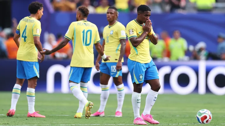 Ex-jogador pede que apenas atletas que jogam no Brasil sejam convocados - Foto: Justin Setterfield/Getty Images